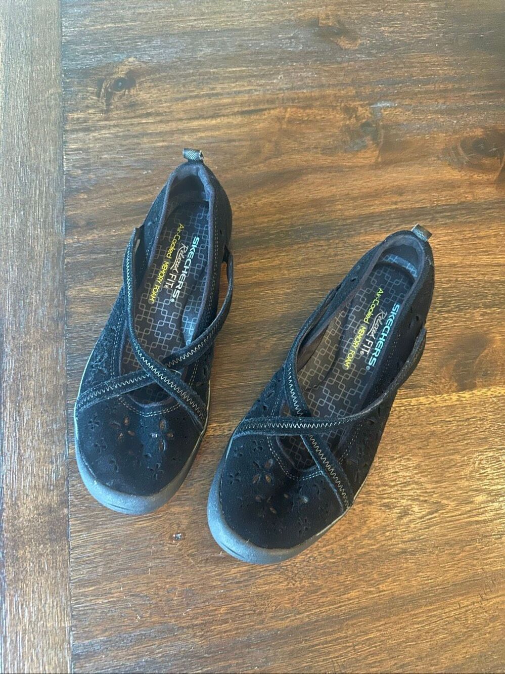 Skechers black Mary Jane’s